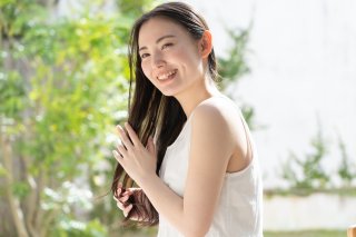 パサついた髪を救う！美容師が教えるヘアオイル活用術