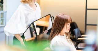 肌なじみ抜群！2026年の春夏人気ヘアカラーはコレだ