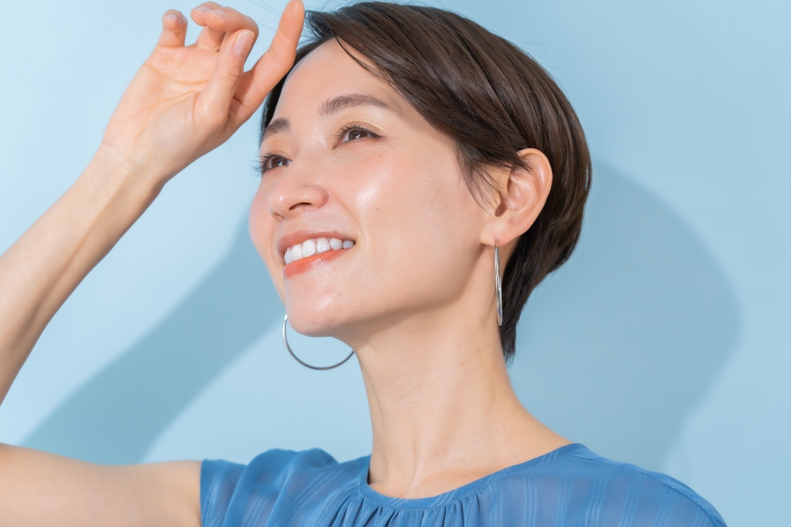 髪の日焼けにご用心!紫外線ダメージを防ぐ最新ヘアケア術