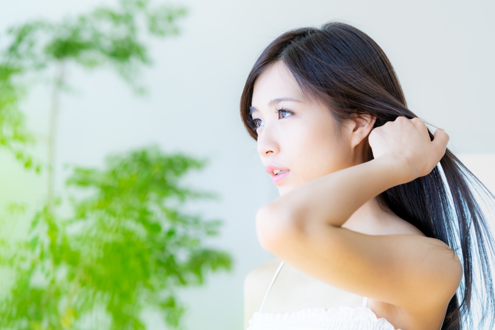 猛暑を乗り切れ!涼しげ美人になれる夏の最新ヘアアレンジ術