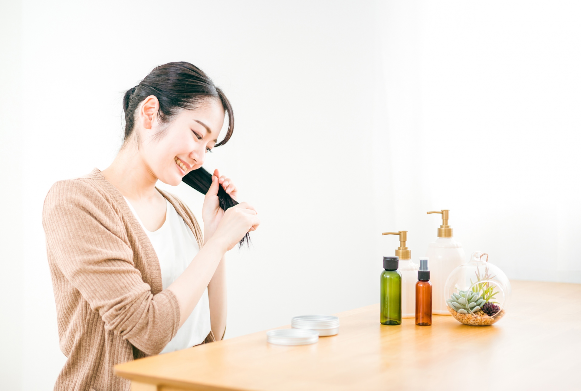 ヘアケア革命！毎日5分で効果を実感するヘアオイルの使い方