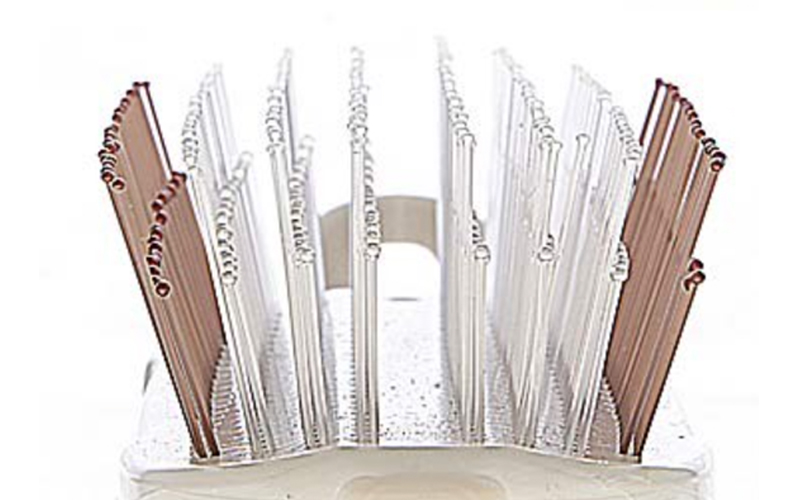 スカルプブラシ 先玉ピン